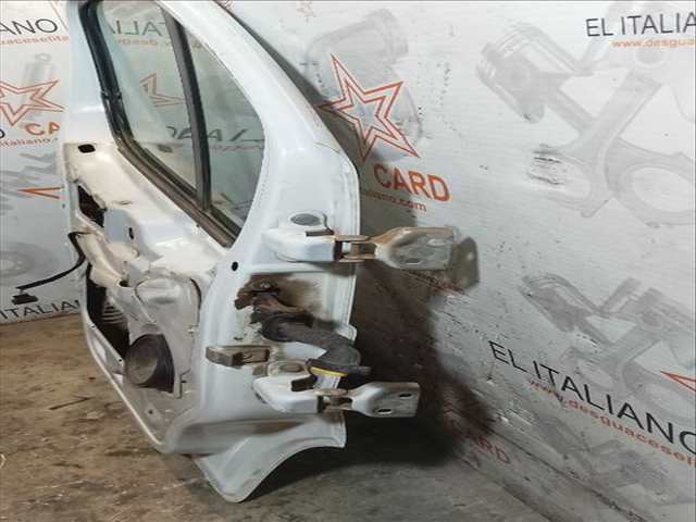 Foto 2ª: Puerta Delantera Izquierda Renault Trafic 6 - PLAZAS ACRISTALADO PARCIAL COMBI CORTO 90CV 66KW [M9R780] (2010)