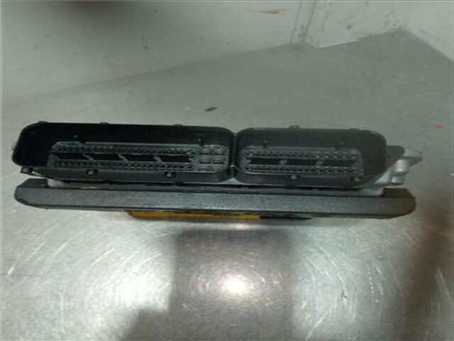 Foto 3ª: Centralita Motor ECU Audi A5 3.0 TDI QUATTRO [3.0 LTR. - 176 KW V6 24V TDI] [CCWA]