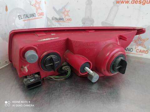 Foto 3ª: Piloto Trasero Izquierdo Renault Laguna EMOTION PLUS COUPE 150CV 110KW [M9RA8] (2010)