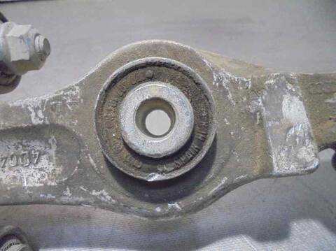 Foto 4ª: Brazo Suspension Delantero Izquierdo Volkswagen Passat COMFORTLINE BERLINA 110CV 81KW (1996)