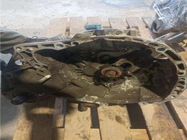 Foto 2ª: Caja Cambios Renault Clio 1.4 MTV [1.4 LTR. - 55 KW] [E7JC6]
