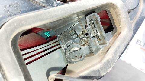 Foto 2ª: Piloto Trasero Derecho Peugeot 207 URBAN 73CV 54KW [G-KFV] (2008)