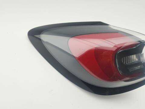 Foto 4ª: Piloto Trasero Izquierdo Ford Puma 1.0 ECOBOOST MHEV 125CV 92KW [B7JA,B7JB] (2024)