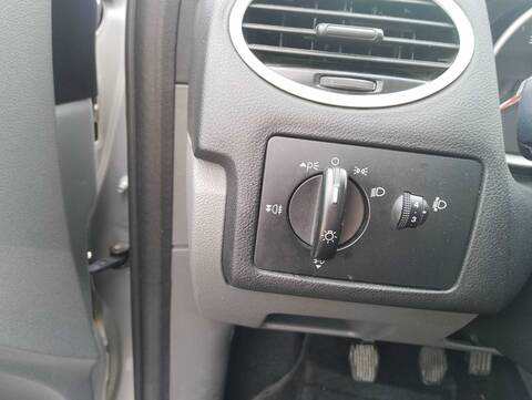 Foto 2ª: Mando Luces Ford Focus AMBIENTE D) BERLINA 90CV 66KW [HHDA] (2011)