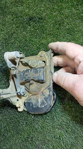 Foto 2ª: Cerradura Maletero Portón Toyota 4 Runner 3.0 T DIESEL (1993)