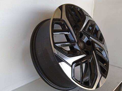 Foto 3ª: LLanta Aleacion Citroen C4 1.2 PURETECH 130 BAHNSA BAHNSB) 131CV 96KW [HNS (EB2ADTS)] (2023)