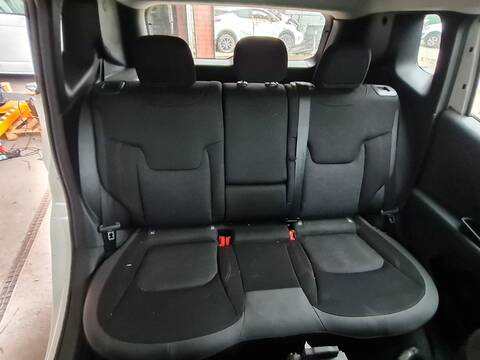 Asientos Traseros Jeep Renegade LIMITED 4X4 170CV 125KW
