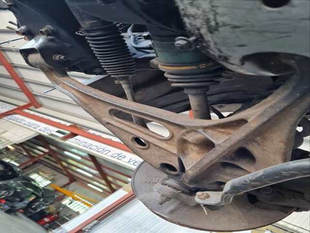 Brazo Suspension Delantero Derecho Suzuki Grand Vitara 2.0 TD 87CV 64KW
