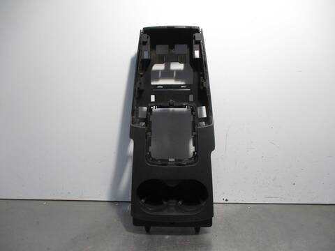 Foto 1ª: Consola Central Audi A3 30 TDI BASICO 115CV 85KW [DDY] (2018)