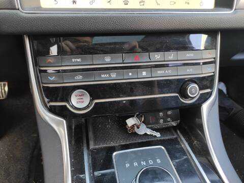 Mando Climatizador Jaguar XF 204DTH