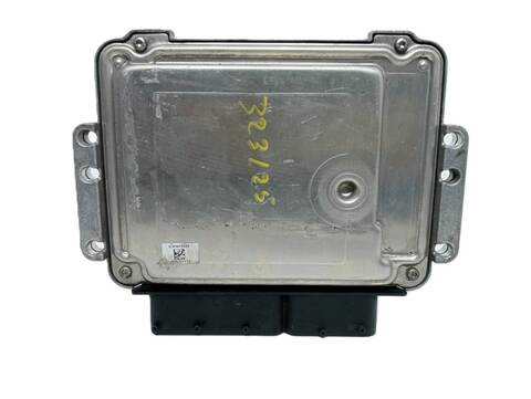 Foto 2ª: Centralita Motor ECU Hyundai i40 GLS STYLE 136CV (2011)