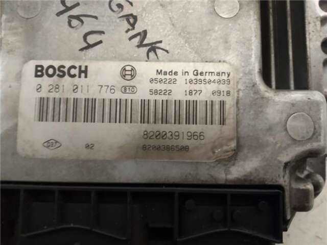 Foto 3ª: Centralita Motor ECU Renault Megane 1.9 CONFORT AUTHENTIQUE [1.9 LTR. - 88 KW DCI DIESEL] II BERLINA 5P (10.2002-_)