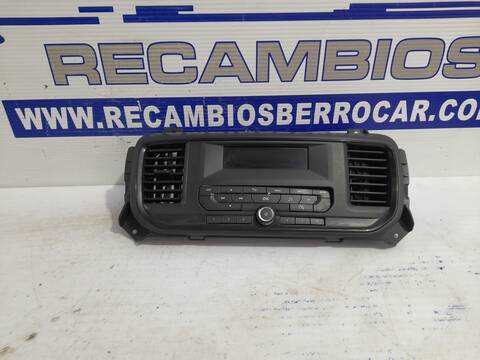Foto 3ª: Sistema Audio Radio CD Peugeot Expert 1.6 BLUE-HDI FAP 95CV 70KW FURGON [BH02] (2018)
