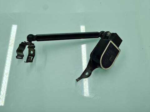 Foto 3ª: Motor Regulacion Faros Bmw Serie 1 114 118D 143CV 105KW [N47D20C] (2012)