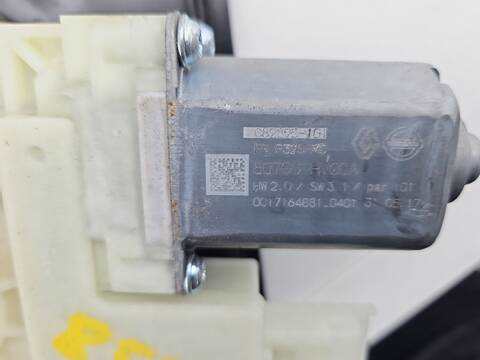 Foto 3ª: Elevalunas Eléctrico Delantero Derecho Nissan Qashqai 1.5 DCI 110CV 81KW [K9K 636,K9K 646] (2017)