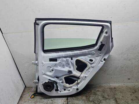Foto 3ª: Puerta Trasera Derecha Renault Clio LIFE 75CV 55KW [K9K628] (2018)