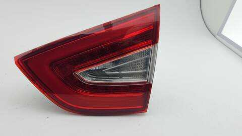 Foto 1ª: Piloto Portón Derecho Hyundai ix35 1.7 CRDI 116CV 85KW [D4FD] (2015)