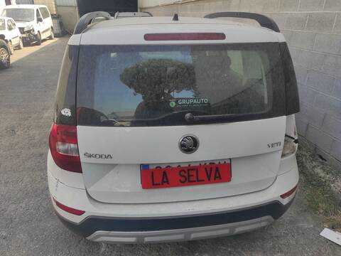 Foto 2ª: Portón Skoda Yeti CYVB (2017)