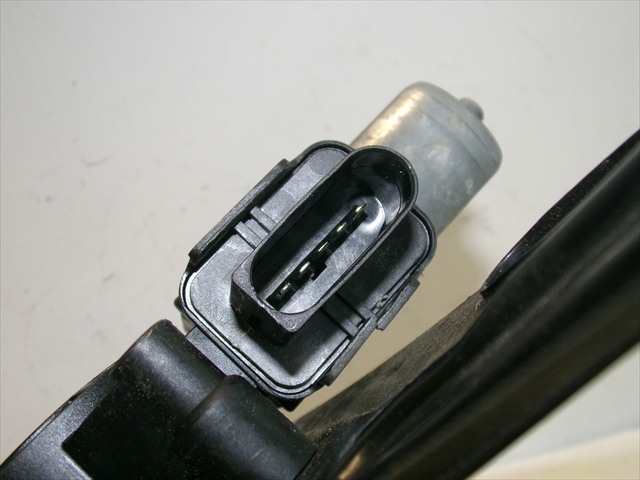 Foto 4ª: Elevalunas Eléctrico Delantero Izquierdo Bmw Serie 1 116 2.0 D F20, 2011-2015 [N47D20C] (2014)