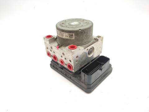 Foto 1ª: Abs Skoda Octavia 1.6 TDI 105CV 77KW [CLHA] (2015)