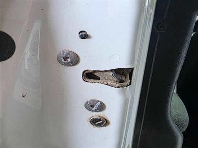 Cerradura Puerta Trasera Izquierda Citroen C3 1 4 50 KW HDI 2009 68CV