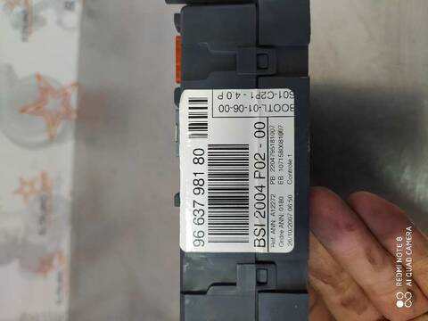 Foto 3ª: Caja Reles Fusibles Peugeot 308 CONFORT 120CV 88KW [5FW] (2007)