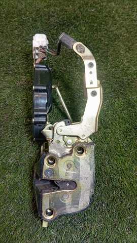 Cerradura Puerta Delantera Izquierda Toyota 4 Runner 3.0 T DIESEL