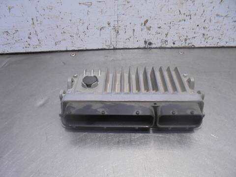 Foto 2ª: Centralita Motor ECU Toyota Yaris 1.3 16V CAT 99CV 73KW [1NR] (2015)
