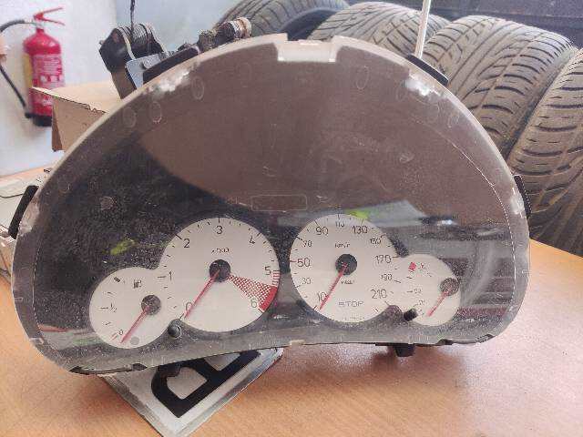 Cuadro de Instrumentos Peugeot 206 1.4 HDI