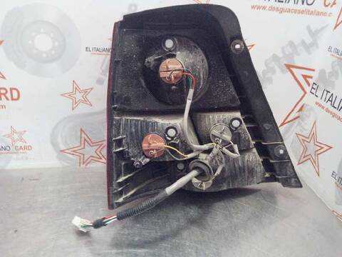 Foto 3ª: Piloto Trasero Derecho Kia Sorento 3.5 V6 EX 194CV 143KW [G6CU] (2005)