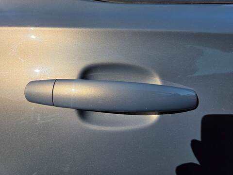 Foto 1ª: Maneta Exterior Trasera Derecha Opel Corsa EXCELLENCE 90CV 66KW (2015)