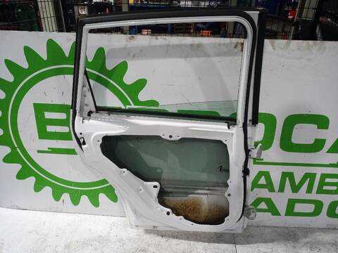 Foto 3ª: Puerta Trasera Izquierda Ford Fiesta AMBIENTE 68CV (2001)