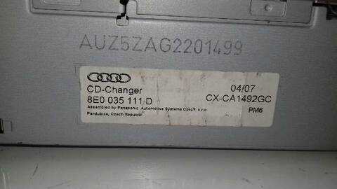 Foto 3ª: Sistema Audio Radio CD Audi A4 2.0 TDI QUATTRO DPF) 103KW) BERLINA 140CV [BPW] (2007)
