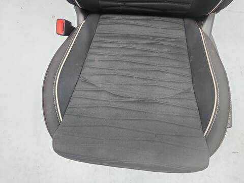 Foto 2ª: Asiento Delantero Izquierdo Kia Xceed GT-LINE 160CV 118KW [G4LK] (2025)