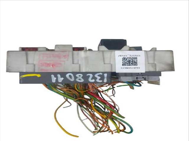 Foto 3ª: Caja Reles Fusibles Ford Focus 1.6 16V 100CV (1999)