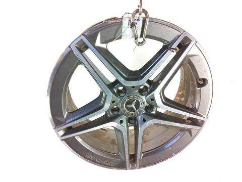 LLanta Chapa Mercedes Clase C 160 CLA 180 118.384)