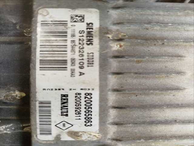 Foto 3ª: Centralita Motor ECU Renault Megane BERLINA II BERLINA 5P