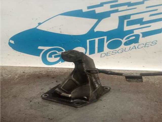 Foto 2ª: Soporte Motor Bmw Serie 3 315 2.0 320D [2.0 LTR. - 100 KW 16V DIESEL CAT] [M47 D20 (20 4 D1)]