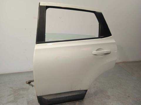 Foto 2ª: Puerta Trasera Izquierda Nissan Qashqai ACENTA 106CV 78KW [K9K282] (2009)