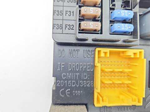 Foto 4ª: Caja Reles Fusibles Citroen C3 FEEL 82CV 60KW [HM01] (2018)