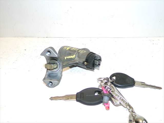 Foto 2ª: Antirrobo Nissan Micra 1.0 G 1993-1997 [CG10] (1994)