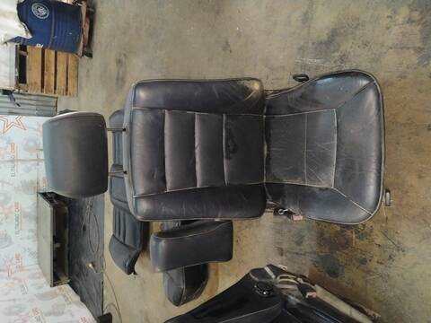 Foto 3ª: Asientos Traseros Mercedes Clase E 180 320 E - E 320 124.032) BERLINA 220CV 162KW [M104992] (1994)