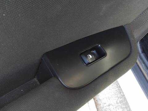 Botonera Elevalunas Kia Ceed BUSINESS 116CV 85KW