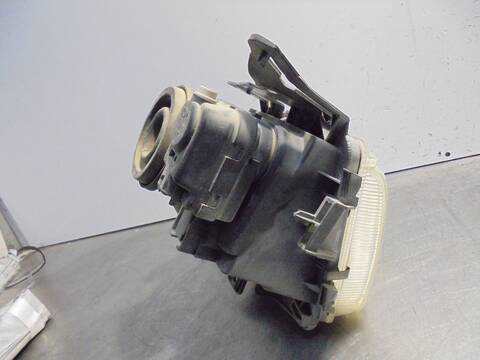 Foto 3ª: Faro Derecho Citroen Saxo 1.1 X 60CV 44KW [HDZ] (1999)
