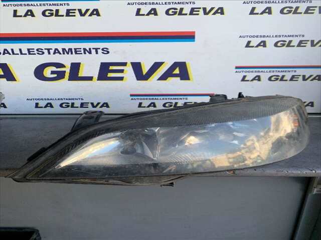 Faro Izquierdo Opel Astra 2.0 DTI100CV BERLINA