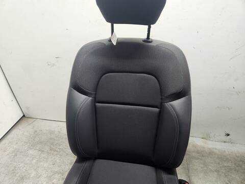 Foto 3ª: Asiento Delantero Derecho Renault Express ADVANCE 95CV 70KW [K9K872] (2021)