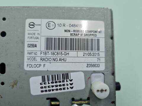 Foto 2ª: Sistema Audio Radio CD Ford Focus 1.5 TDCI CAT 120CV 88KW (1950)