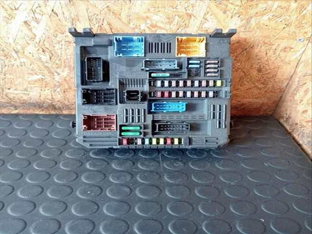 Caja Reles Fusibles Peugeot 208 1.5 BLUE 102CV