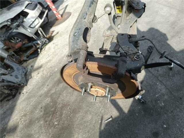 Foto 3ª: Puente Trasero Citroen C4 1.6 EXCLUSIVE 2WD [1.6 LTR. - 84 KW E-HDI FAP] [9HD(DV6C)]