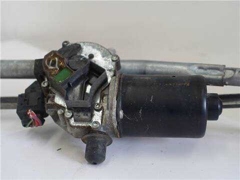 Foto 2ª: Motor Limpia Delantero Mercedes Clase B 150 2.0 200 CDI 245.208) 140CV 103KW [OM 640.941] (2014)